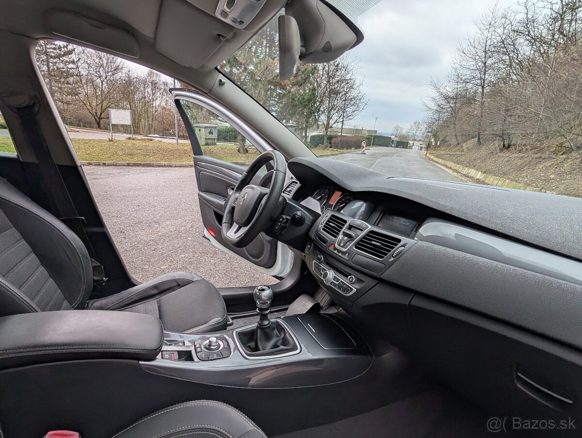 Renault Laguna III hatchback 5dv. - 5