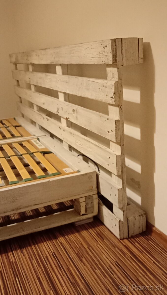 Paletová posteľ 180x200 - 5