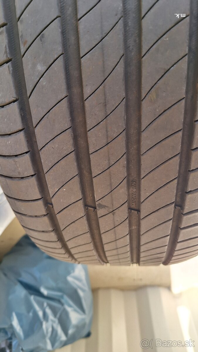 Michelin Primacy 4 235/50 R19 - 5