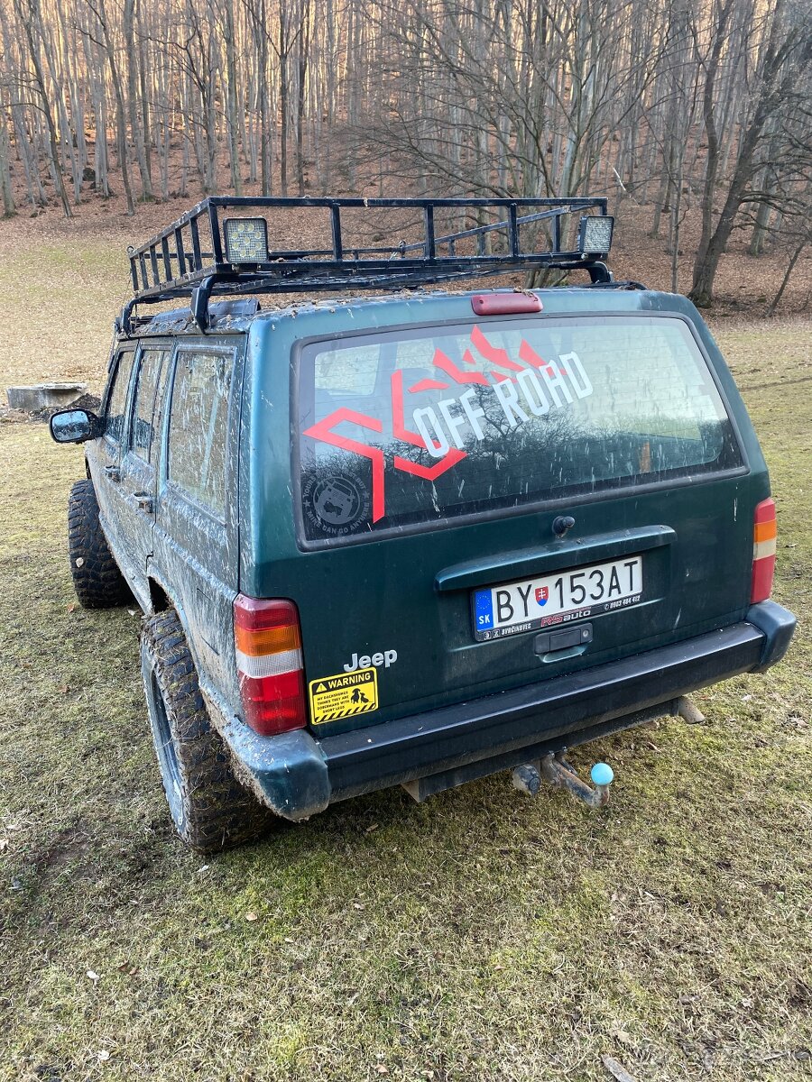 Jeep Cherokee Sport XJ