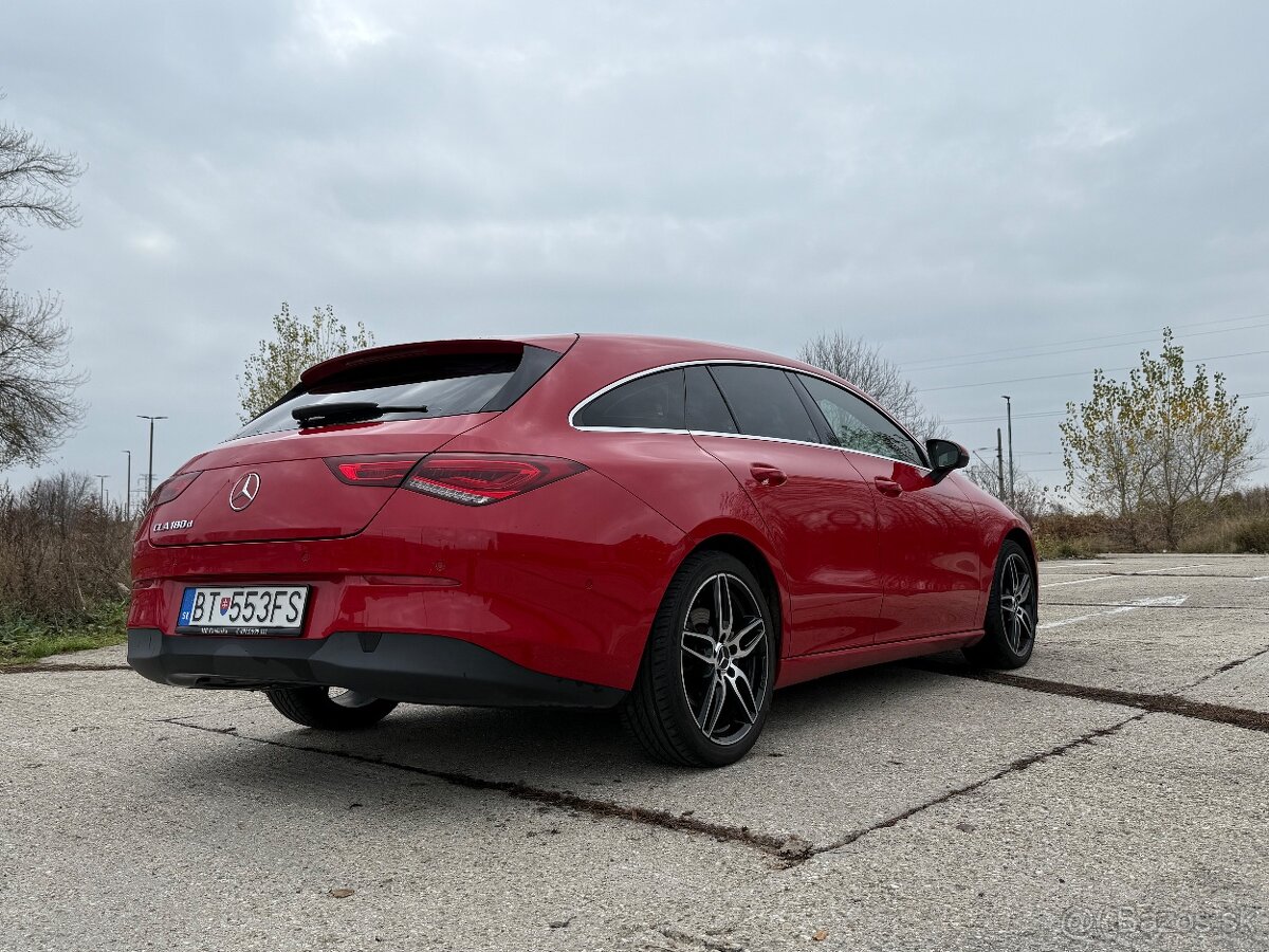 Mercedes Benz CLA 180d Shooting Brake - 5