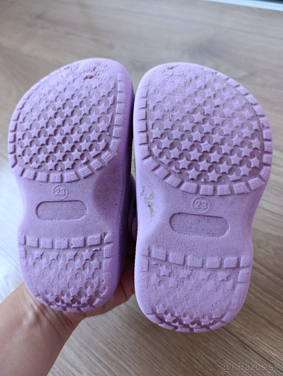 Kroksy (sandále, šľapky) 23 - 5