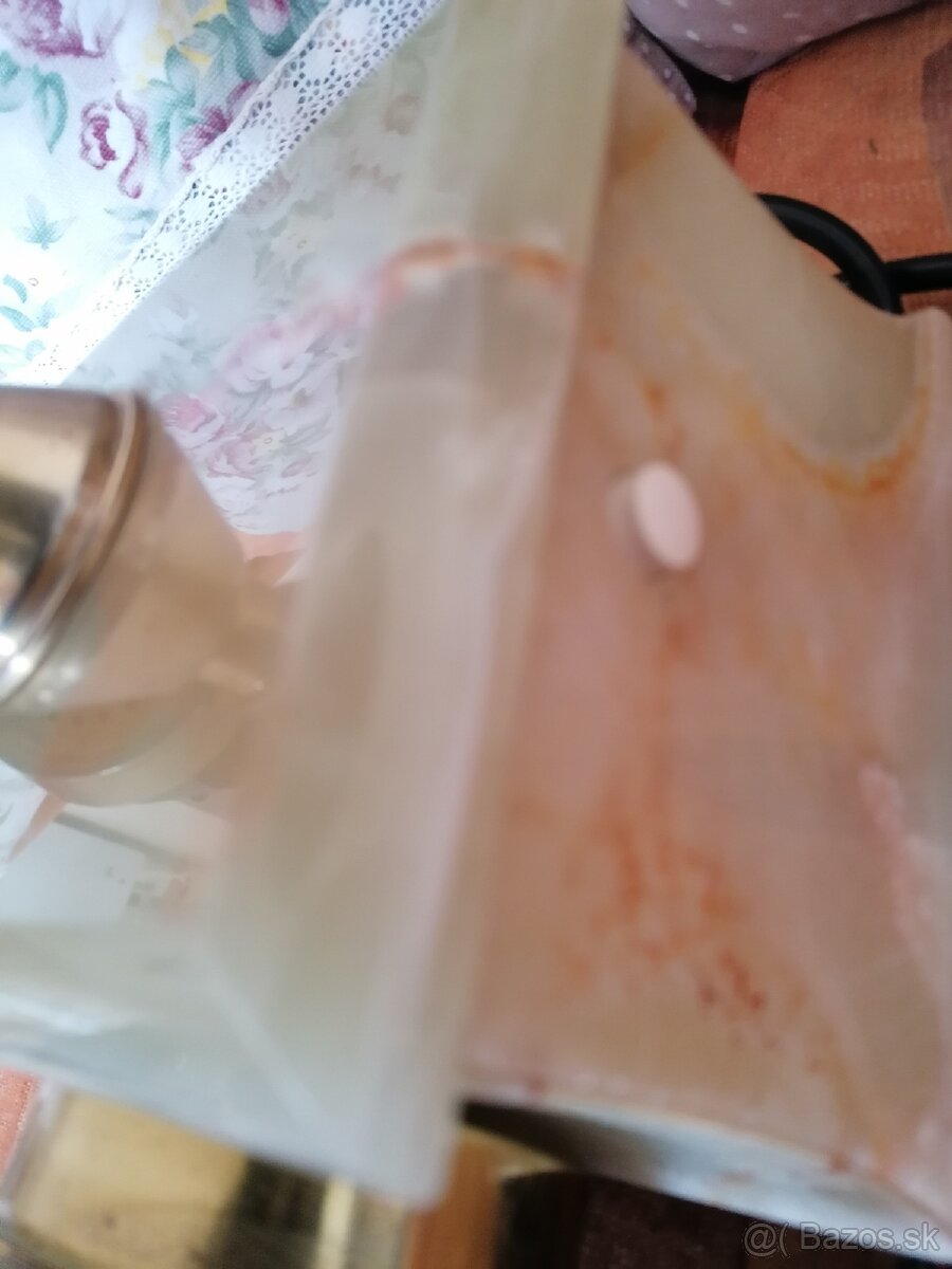 Rustikálny starý telefón - 5