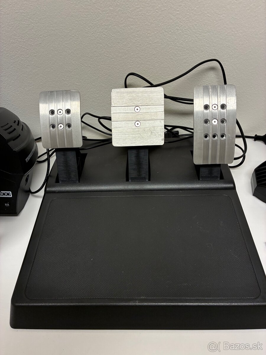 Thrustmaster t300 - 5