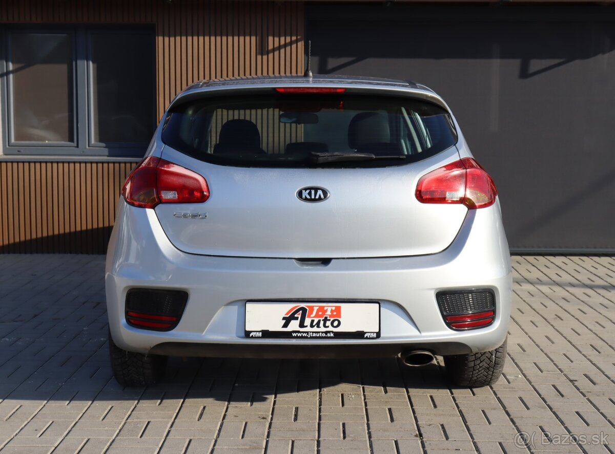 Kia Cee´d 1.4 CVVT Silver - 5
