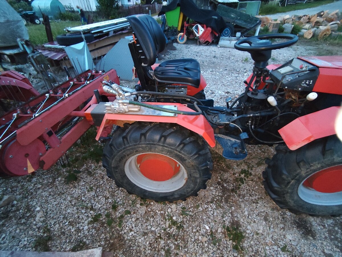 Predám malotraktor Tomo Vinkovic 826. 4x4 - 5