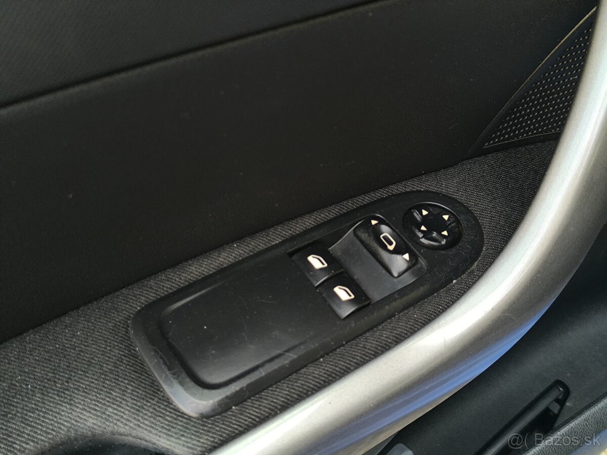 Peugeot 308 1.6 HDi - 5