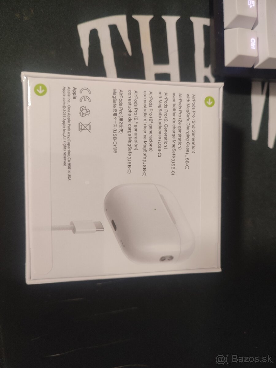 Apple AirPods (2nd gen) - 5