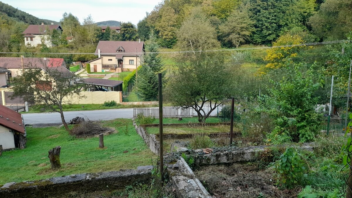 EXKLUZÍVNE na predaj stavebný pozemok, 303m2, Zlatá Idka - 5