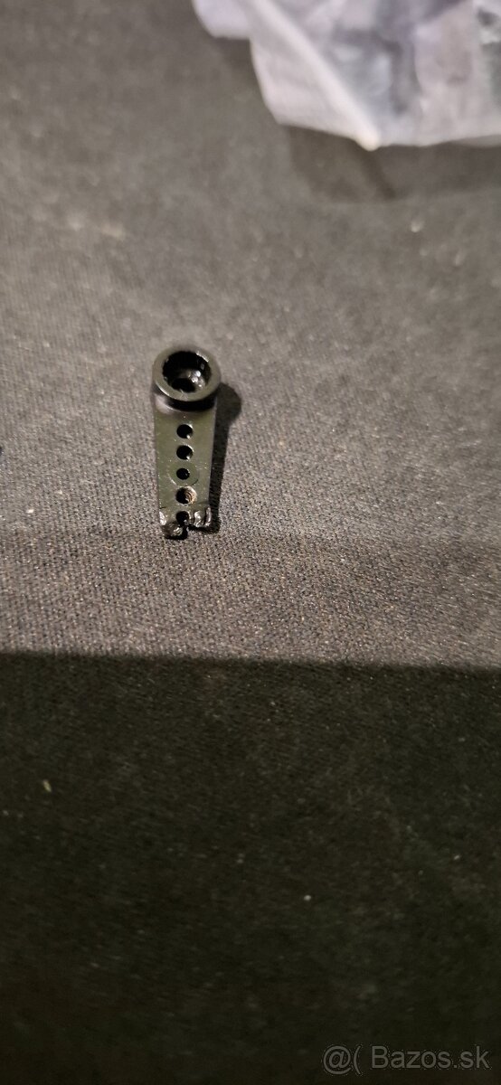 D1090Fe 9g RC Servo Motor 180° - 5