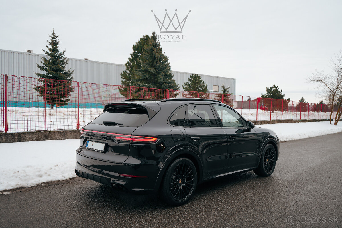 Porsche Cayenne GTS 4.0 V8 Black Edition DPH - 5