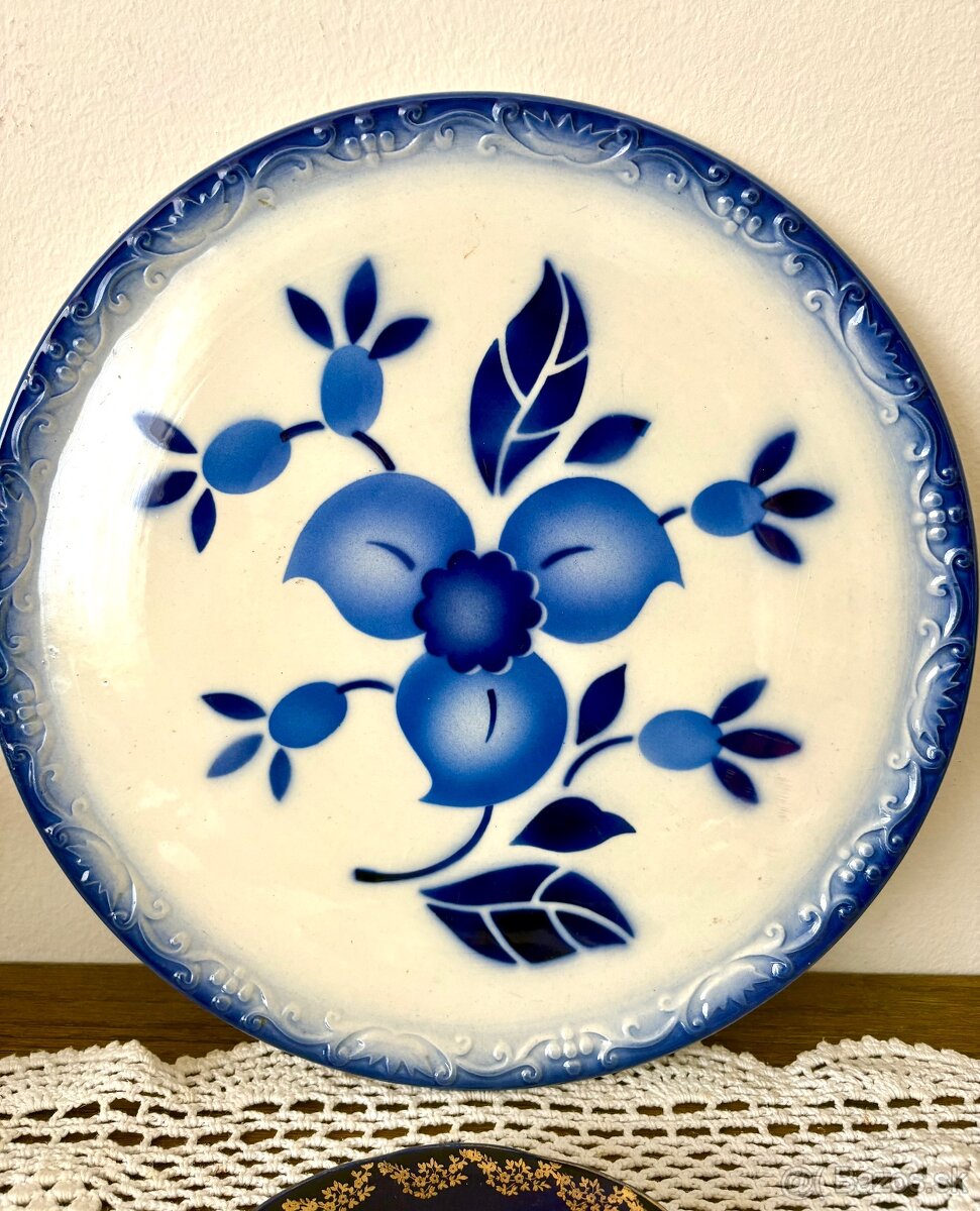 MODROBIELY PORCELÁN A SKLO DO ZBIERKY - 5