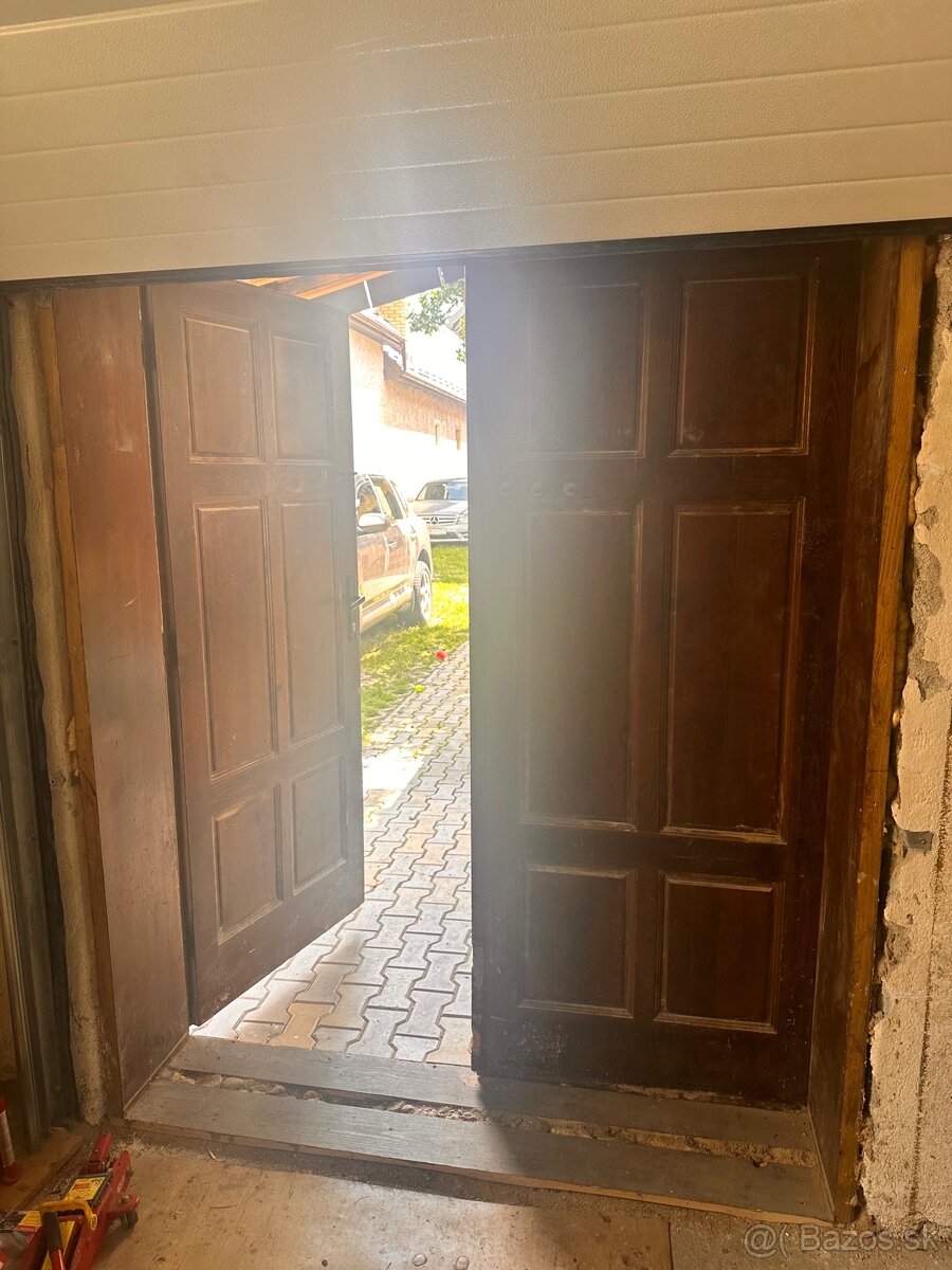 Garážová brána z masívu - 5