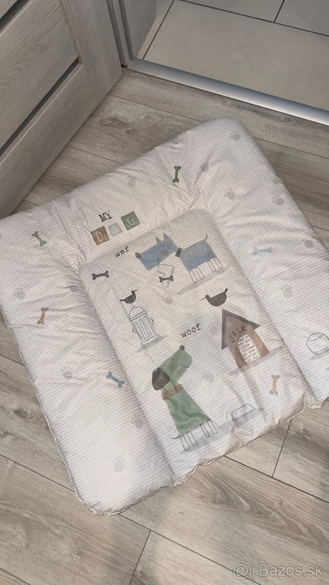 Ikea postielka s prebaľovacím pultom - 5