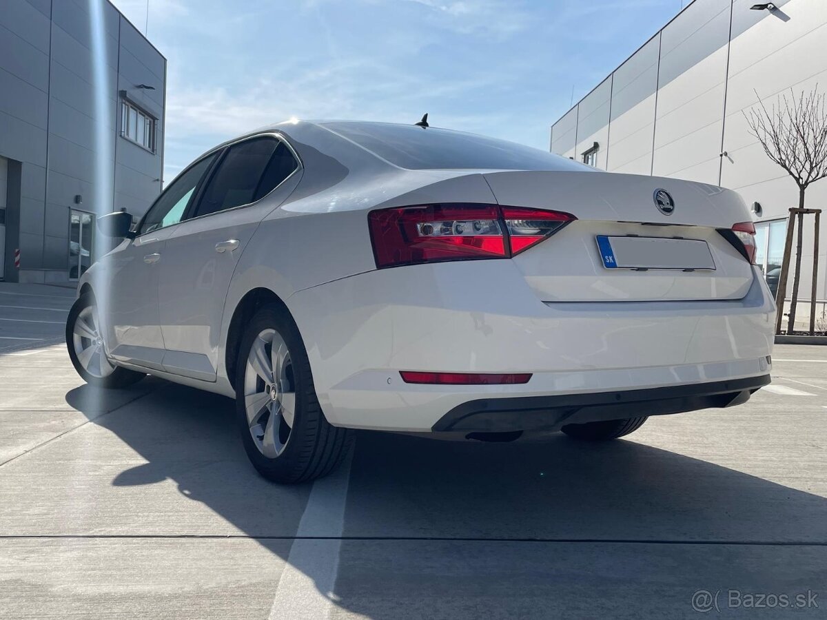 Škoda Superb 1.6 TDI DSG Active - 5