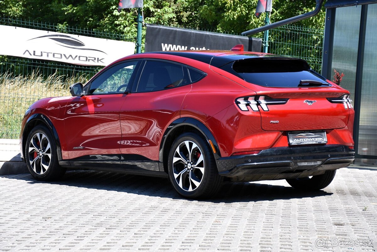 Ford Mustang Mach-E Extended Range 98,7 kWh MAX 4X4 - 5
