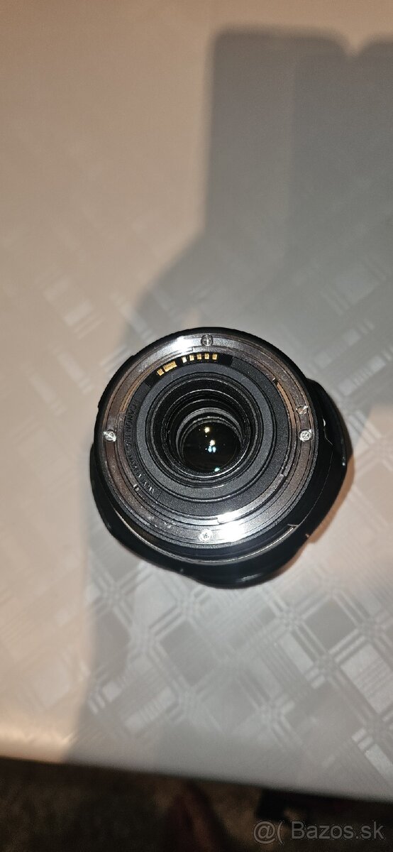 canon eos 4000d - 5