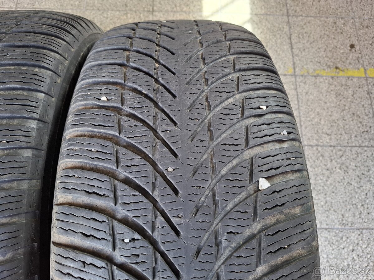 Nokian 265/60R18 - 5