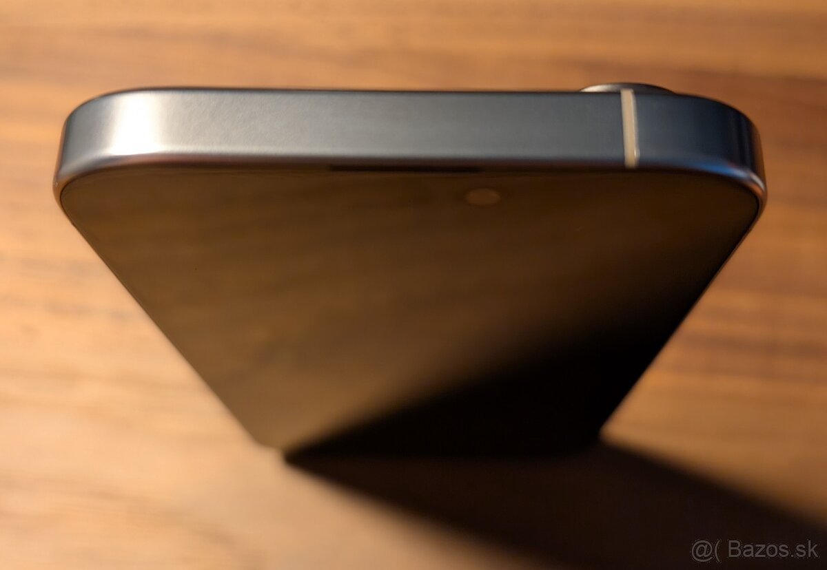 iPhone 16 Pro 512 GB púštny titán - 5