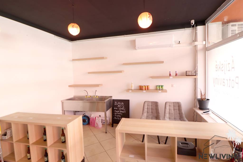 PRENÁJOM obchodný priestor v centre, Piešťany - 5