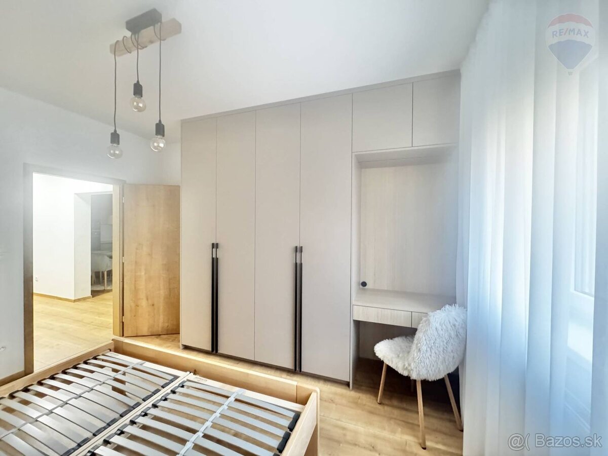 Prenájom 2 izbového bytu v Dunajskej Strede, Poľná cesta, 8 - 5