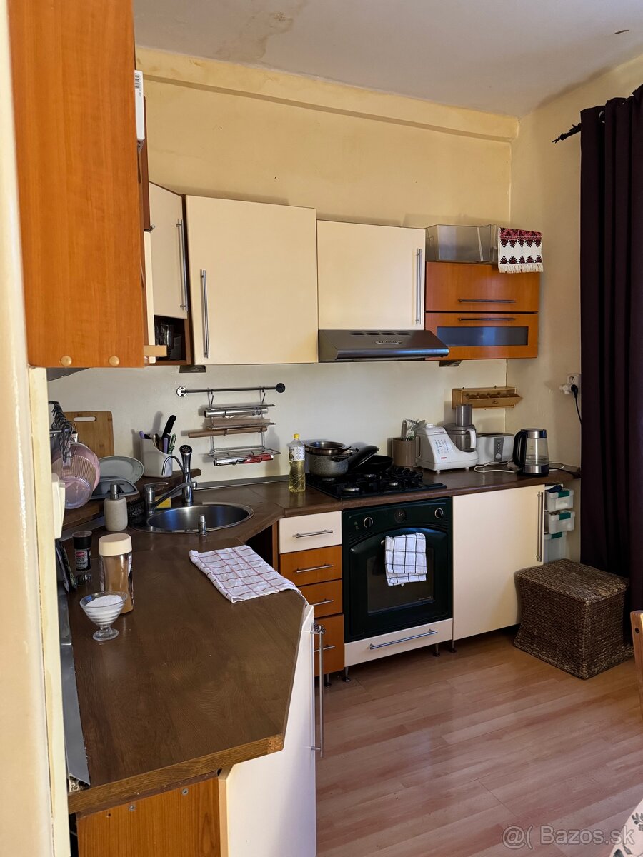 Izba na prenájom - 5