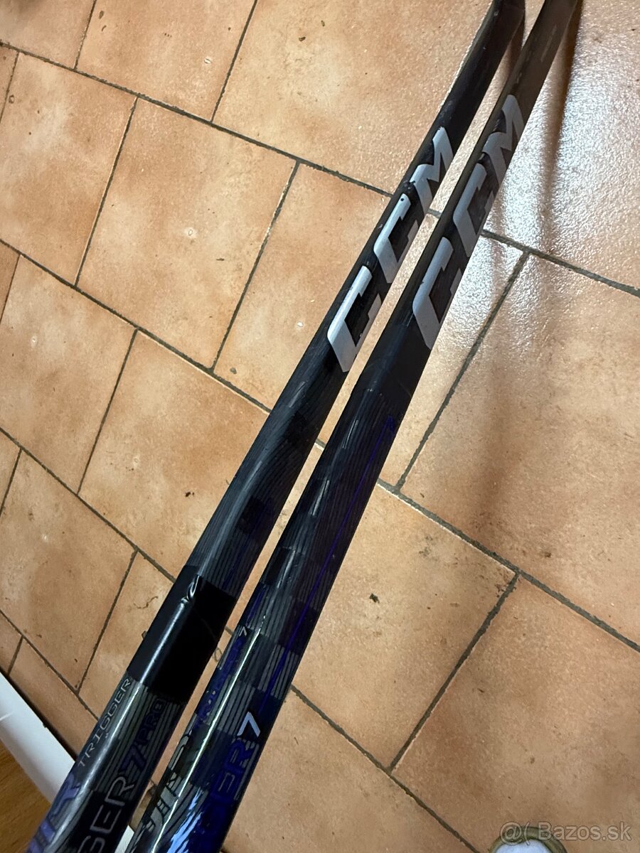 Spájané hokejky - 5