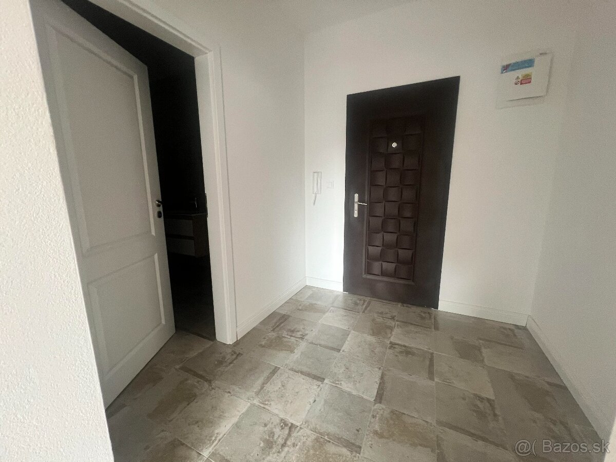 NOVÝ, mimoriadne priestranný 2-izbový byt - 5