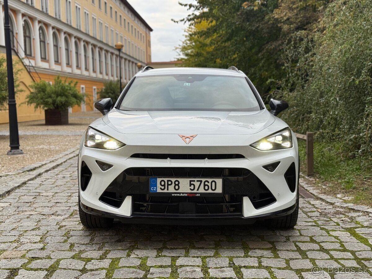 Cupra Formentor VZ, 4x4, 245kw, tažné, TOP výbava - 5