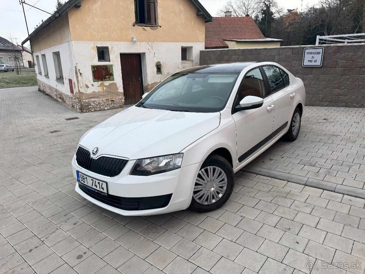 Skoda Octavia 3 2015 1 majitel najeto 150 000kc plně funkční - 5