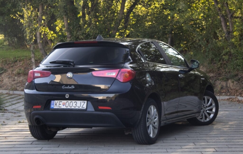 Alfa Romeo Giulietta (2015) - 5