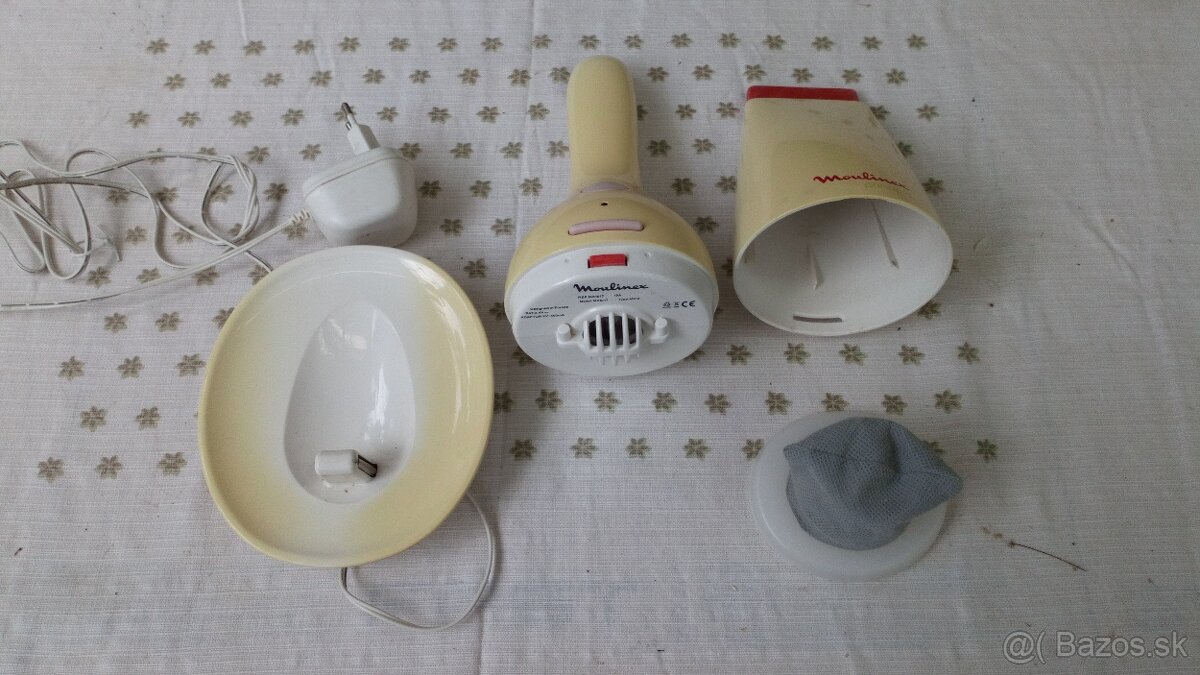 RUČNÝ VYSAVAČ - 5