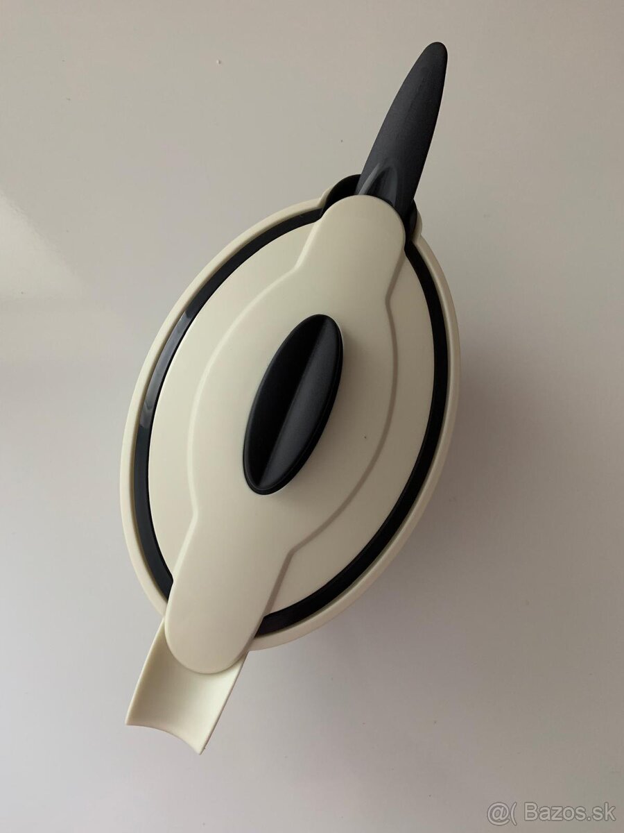 Tupperware omáčnik / Sauciere s naberačkou – 550 ml - 5