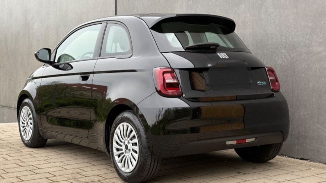 Fiat 500e 11/2022 elektromobil - 5