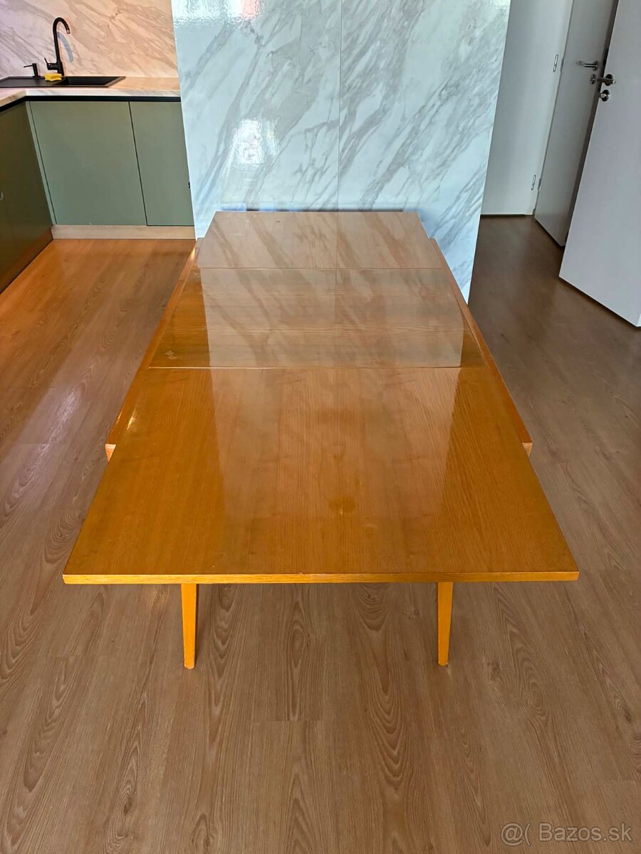 Jedálenský stôl, stoličky - 5