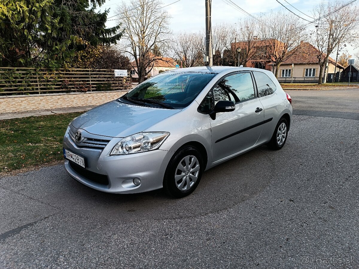 Toyota Auris 1,33 Benzín-67500 km - 5