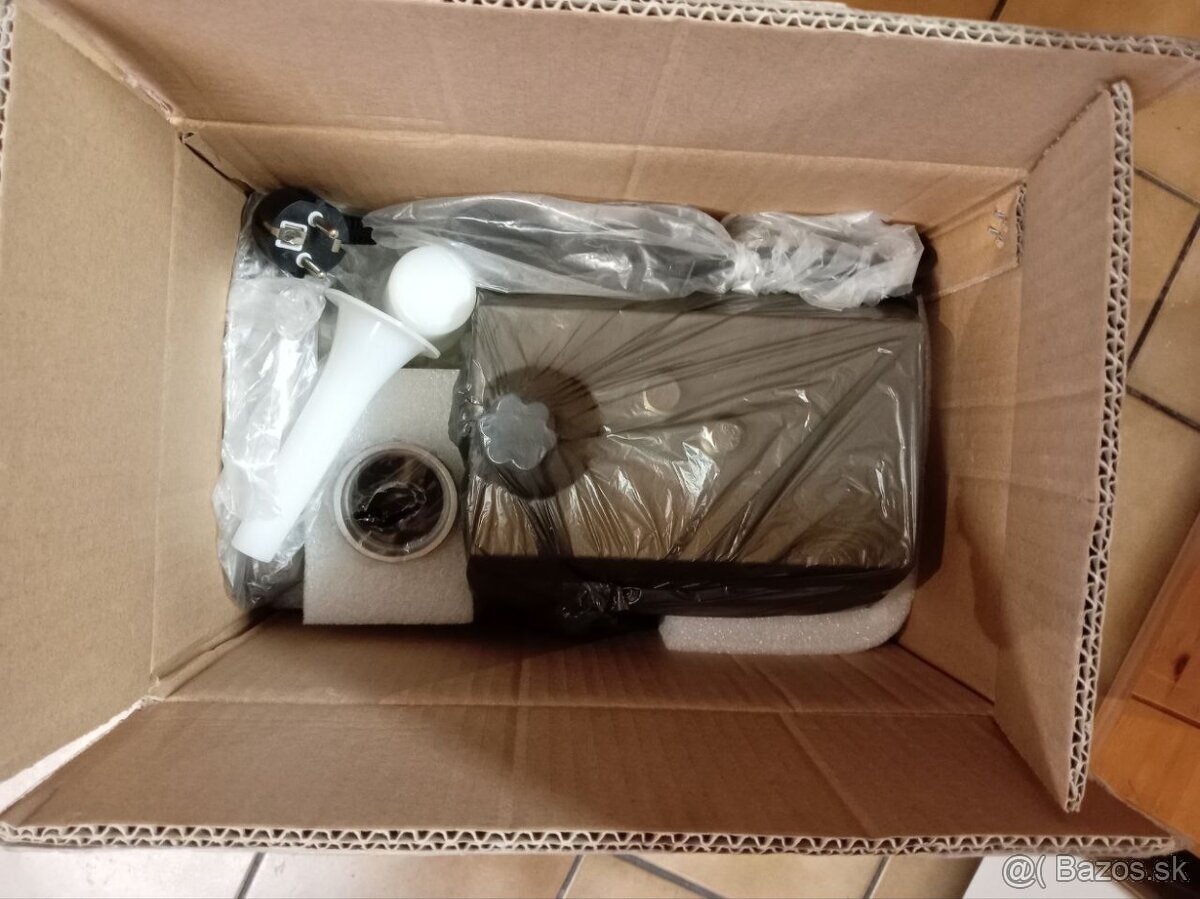 Predam NOVY profi mlynček na mäso SXC8 - 5