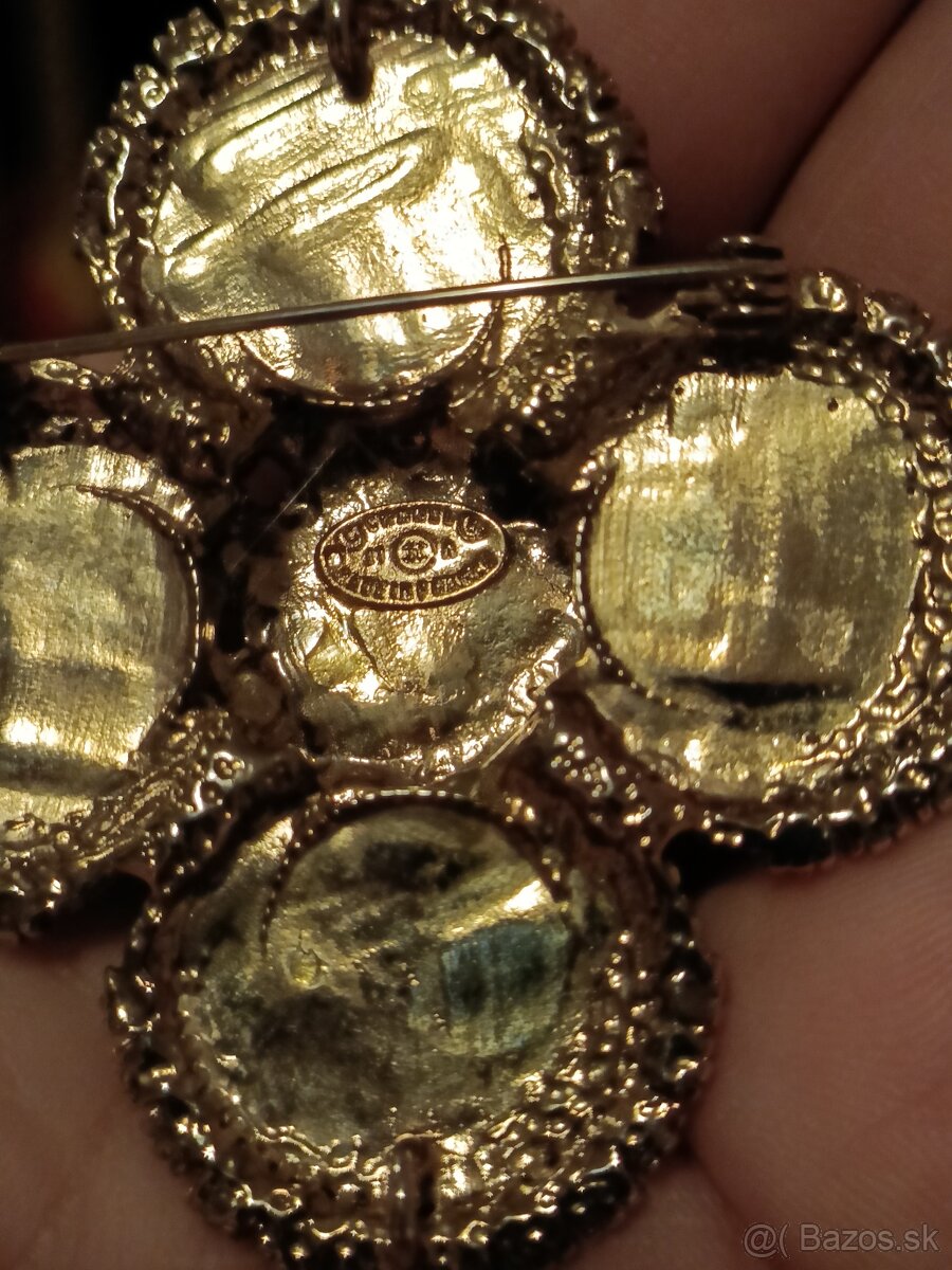 Stará brošňa Chanel - 5