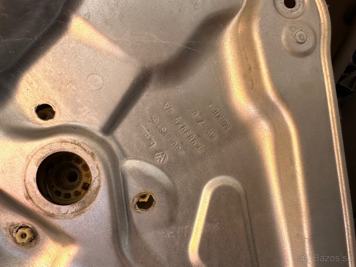 VW GOLF MK6 5K1 Kombi Zadné dvere ľavé 1K9833311B 2010 - 5