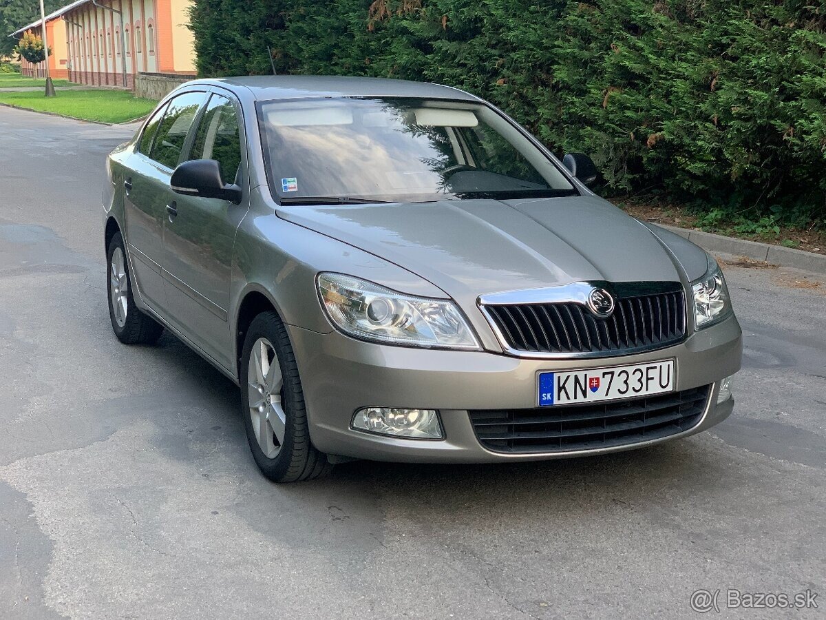 Škoda Octavia 1.6 benzín 2010 - 5