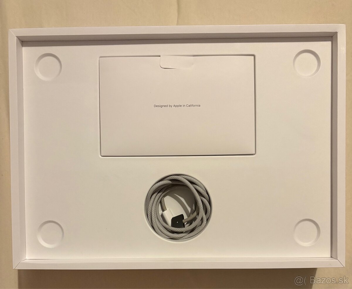 MacBook Air 13 M2 Space grey - 5