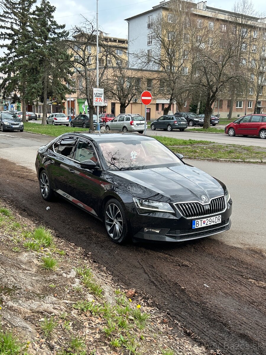 Superb 2.0 140kw 4x4 - 5