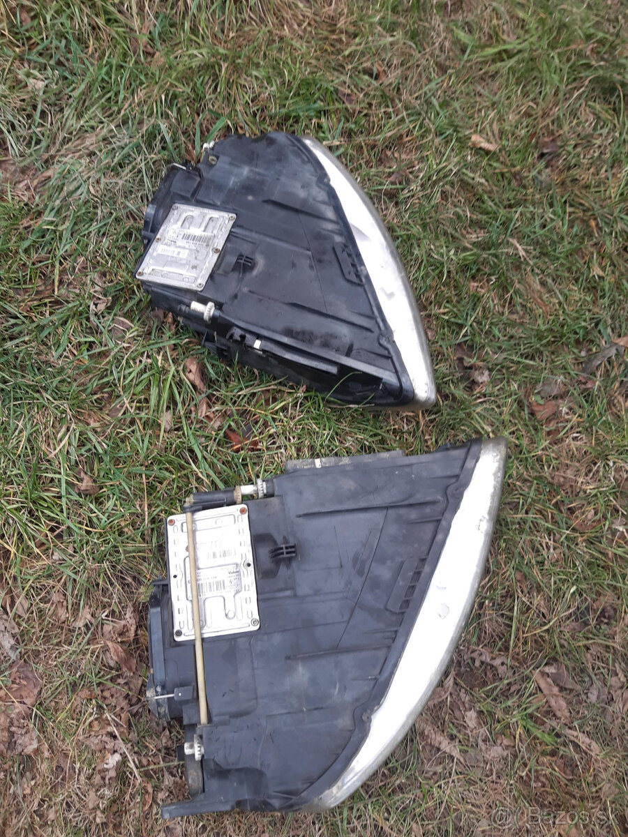 VW TOUAREG 2002 - 2007 - prodám světla, xenony - 5