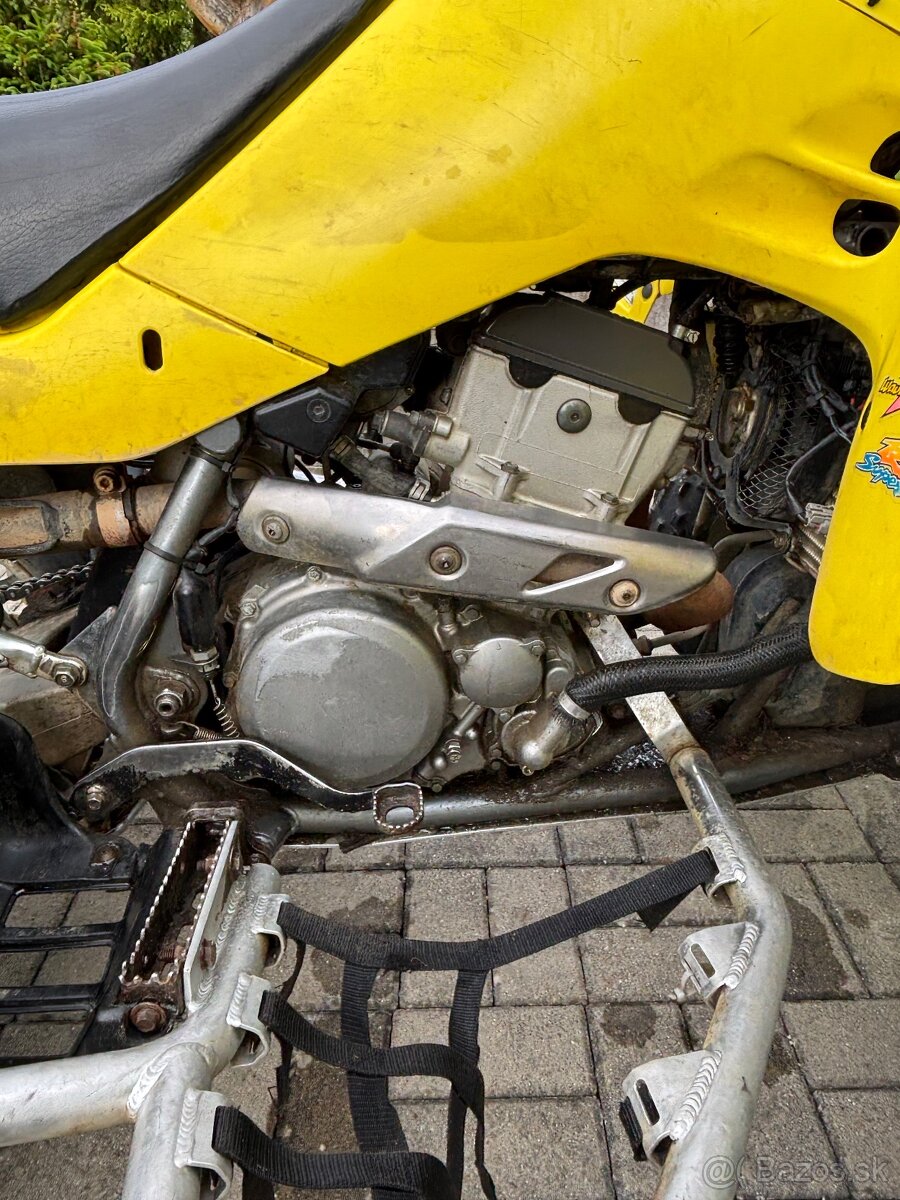 Suzuki LTZ 400