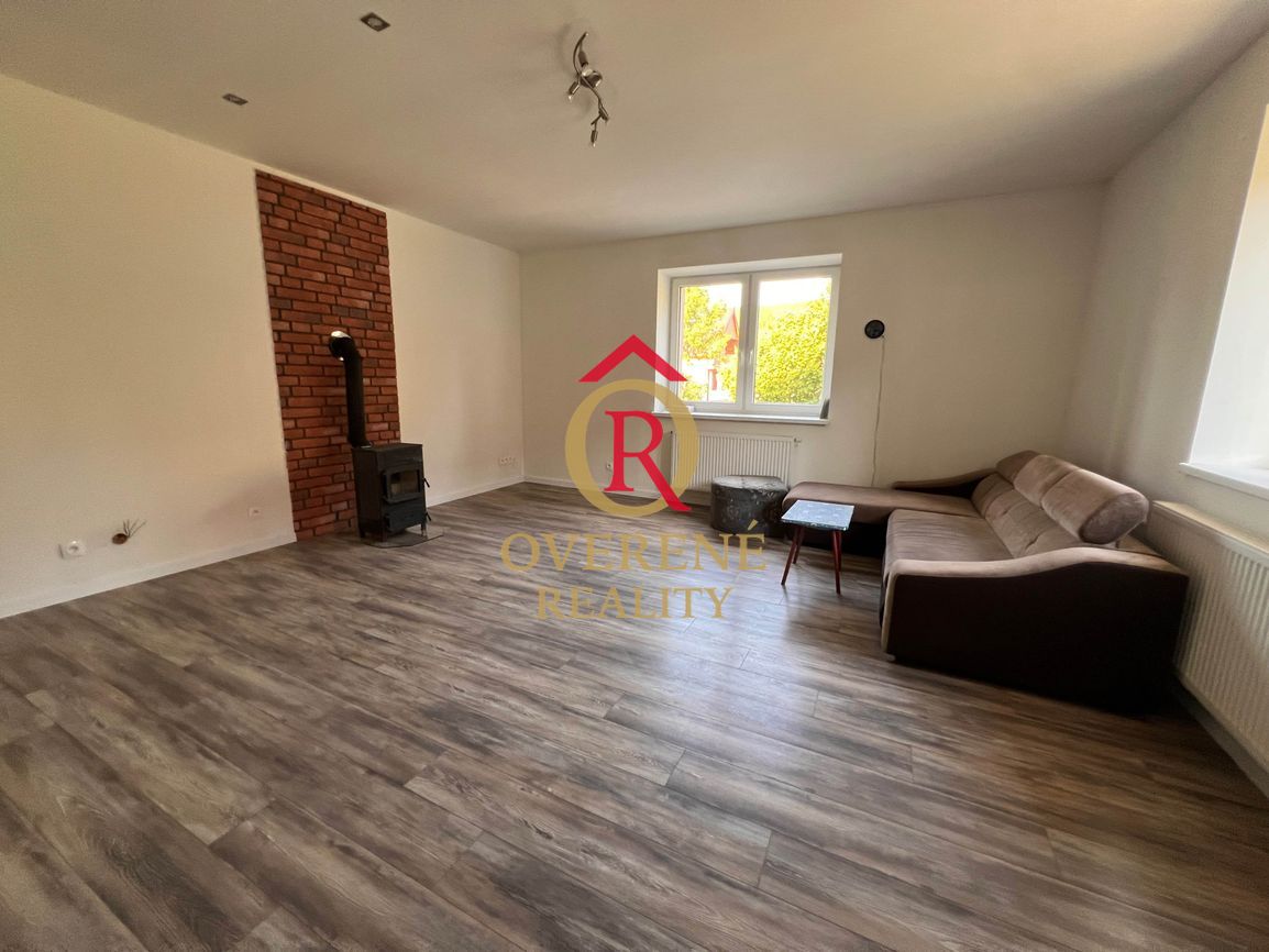 REZERVOVANÉ Víkendový rodinný dom pri Liptovskej Mare - 5