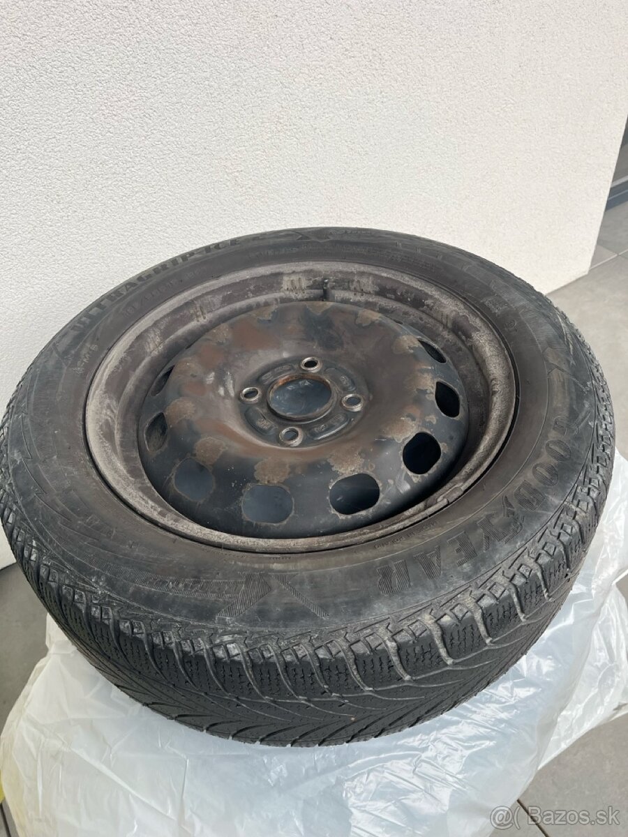 Použitá zimná pneumatika na diskoch 15R - 5