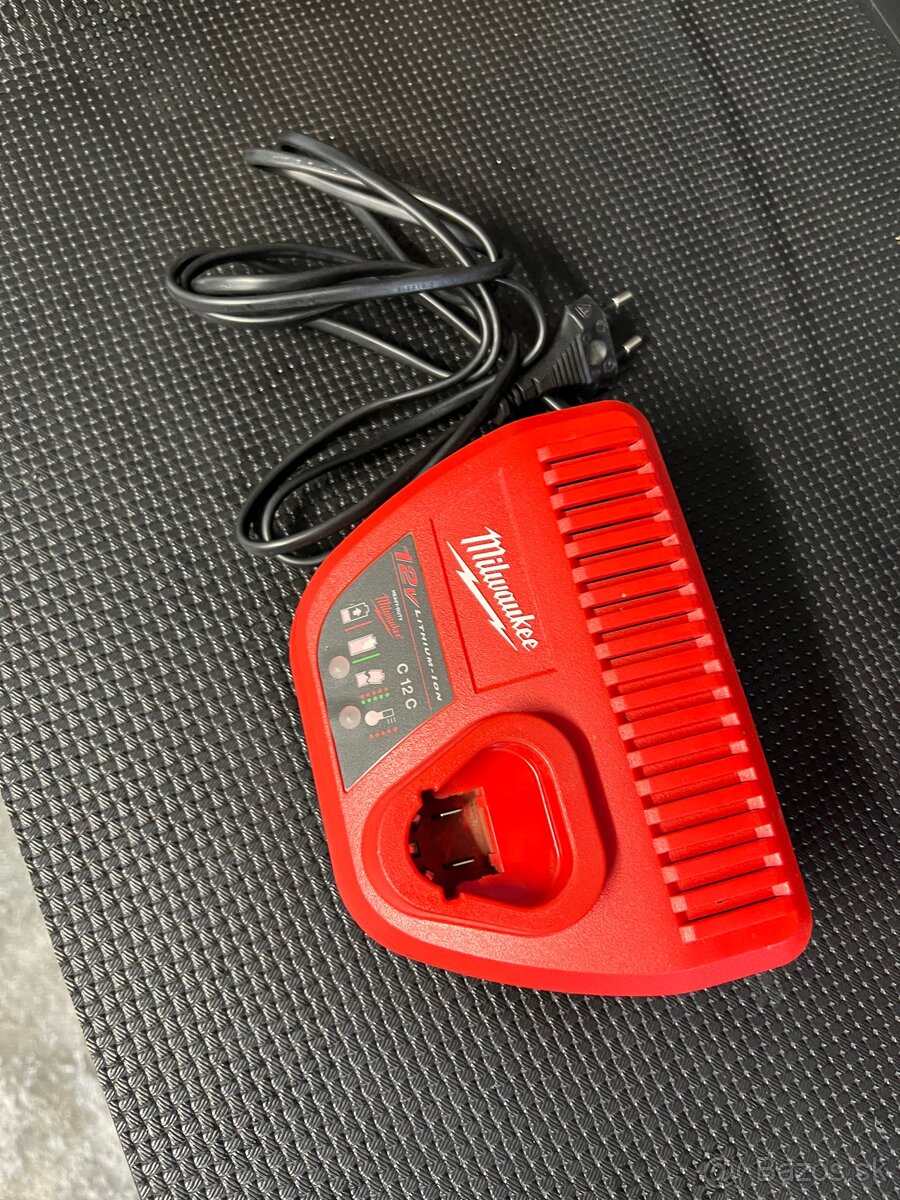 Nabíjačka Milwaukee original c12c - 5