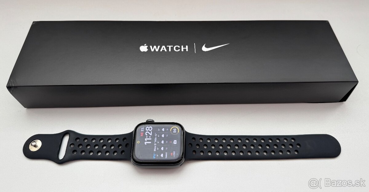 Apple Watch Series 6 - 5