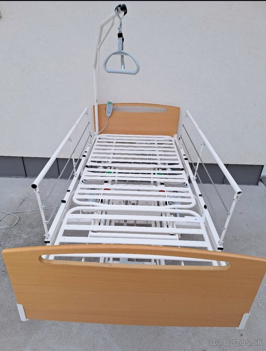 Ošetrovateľská posteľ OPUS - 5