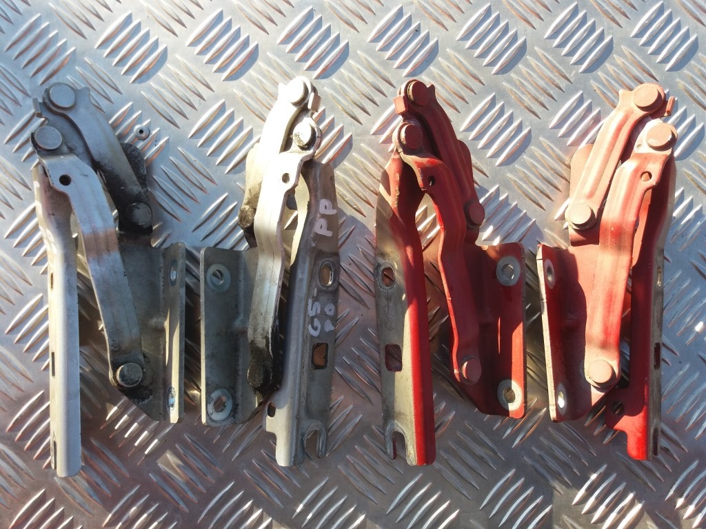 PÁNTY DVERÍ - VW GOLF 5, PASSAT B6 - 5